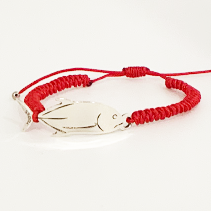 Bracelet Cordon Rouge avec une Carangue Argentée
