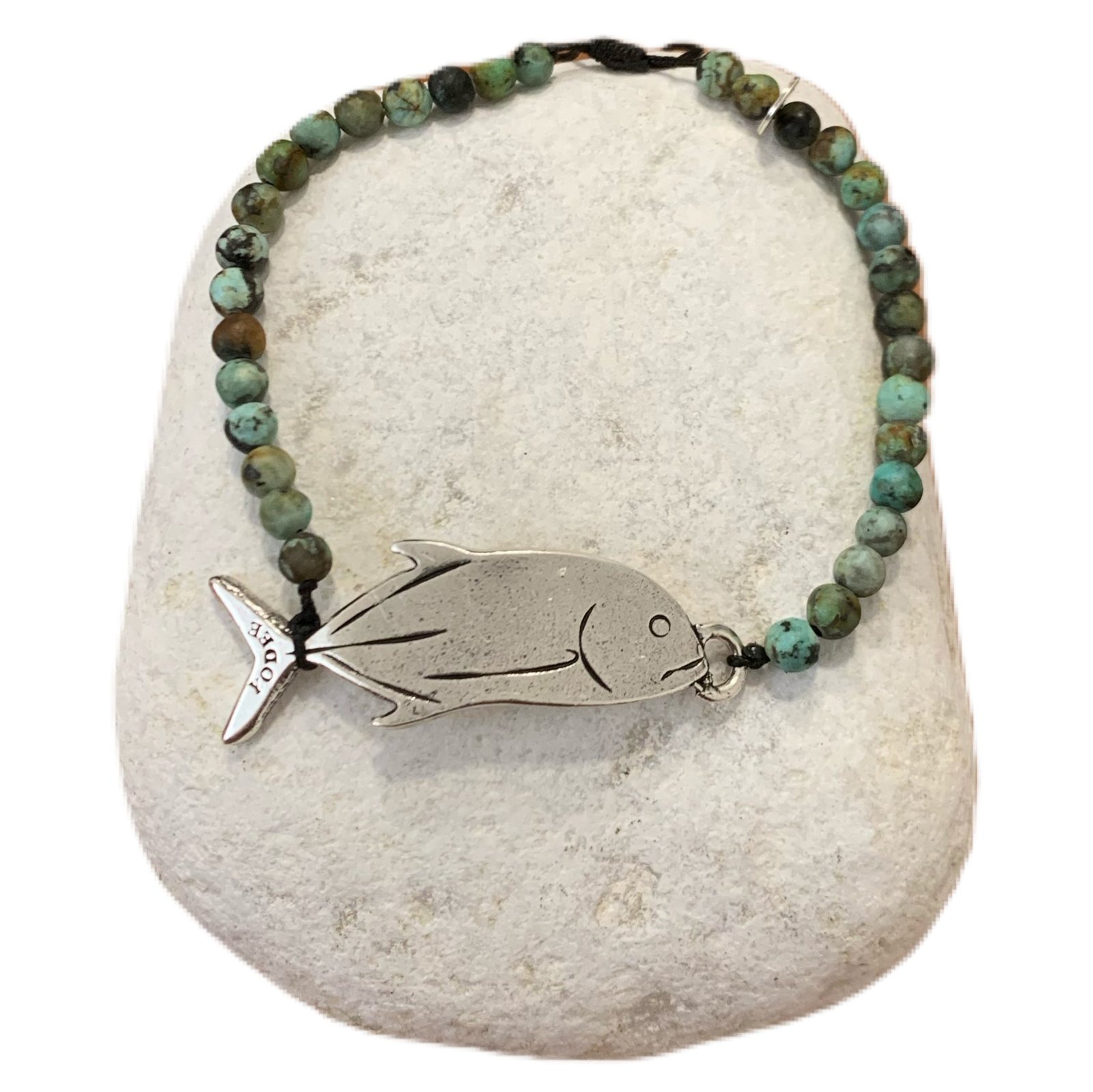 Bracelet pierre Turquoise Africaine 4mm avec une Carangue Argenté
